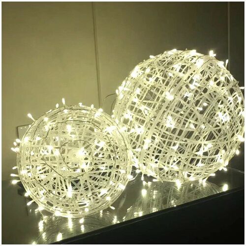 Bola de ratán 30cm con luz led blanca