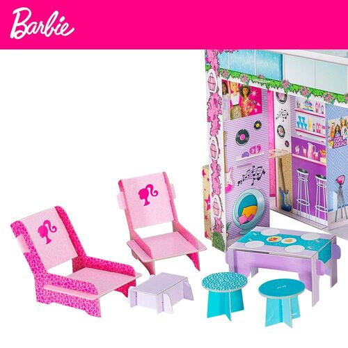 Barbie villa de verano con muñeca