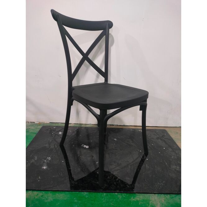 Silla Crossback polipropileno diseño eventos negra 90 x 48 x 49 cm